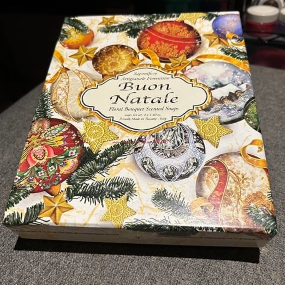 Buon Natale Floral Scented Soaps